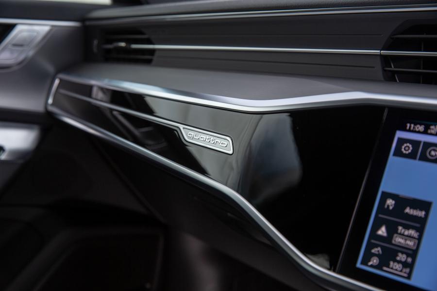 Детали интерьера Audi S6 Sedan TDI (C8) 2019 года  (UK) (фото 12 из 40)